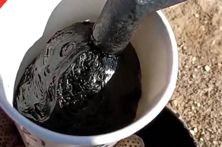 图片表示 石油举升